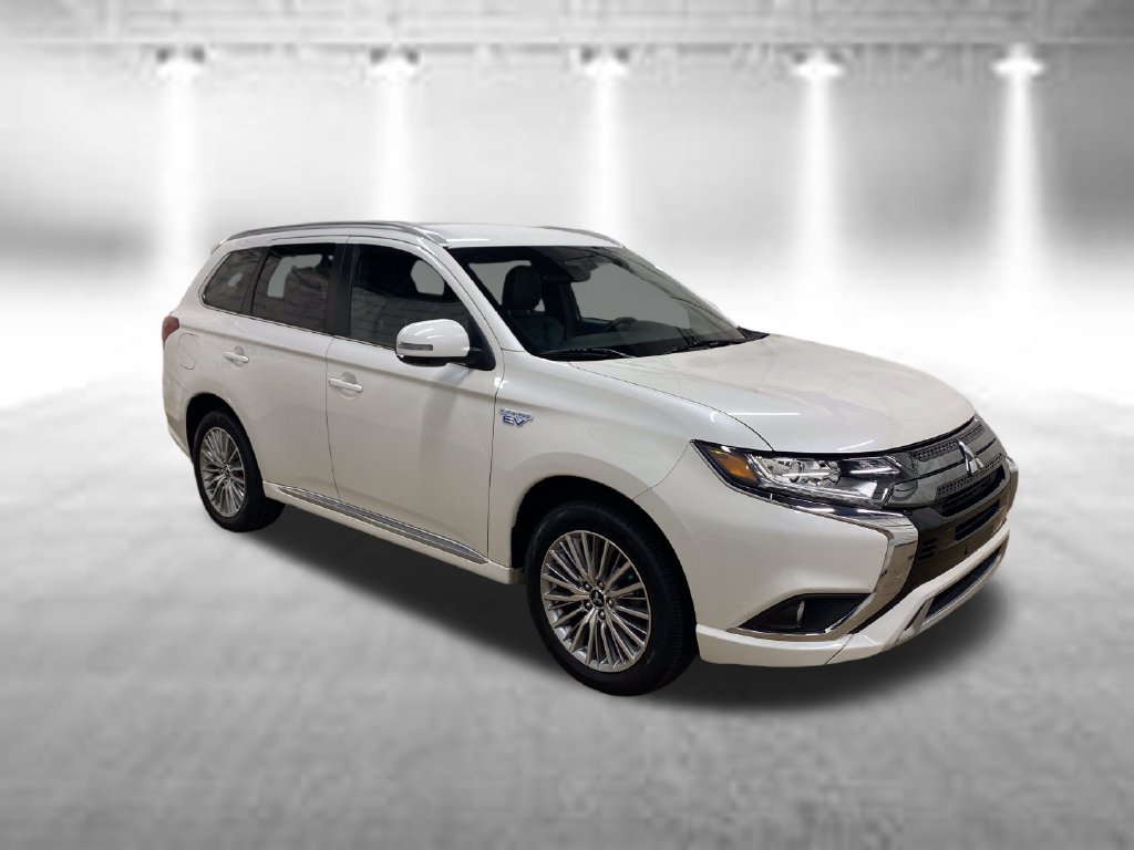 Used 2022 Mitsubishi Outlander SEL AWD/4WD image 2