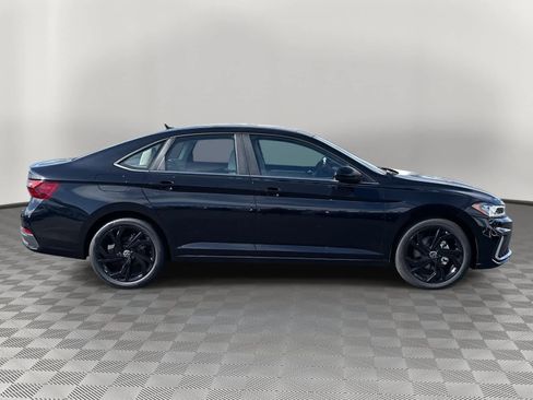 New 2026 Volkswagen Jetta SE image 2