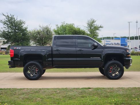 Used 2018 Chevrolet Silverado 1500 LT w/ All Star Edition AWD/4WD image 7