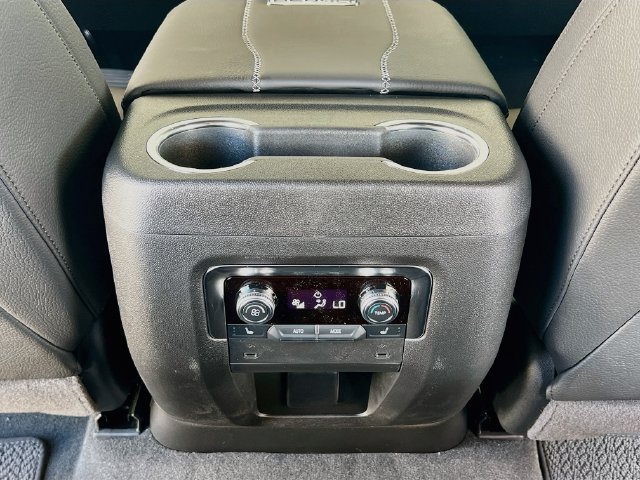 New 2026 GMC Yukon Denali AWD/4WD image 18