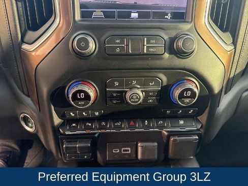 Used 2020 Chevrolet Silverado 1500 High Country image 26