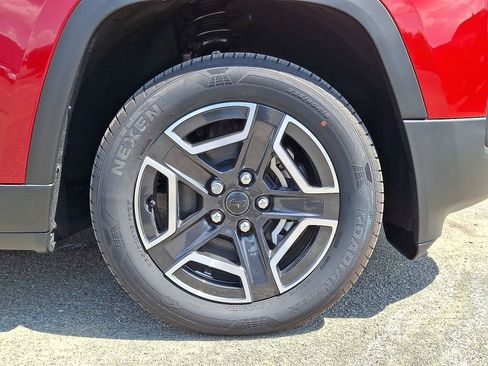 New 2026 Jeep Cherokee Limited image 5