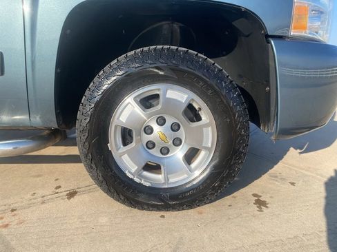 Used 2010 Chevrolet Silverado 1500 LT w/ Power Pack Plus image 11