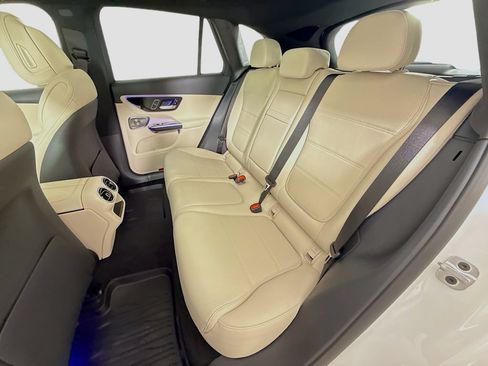 New 2026 Mercedes-Benz GLC 300 4MATIC image 26