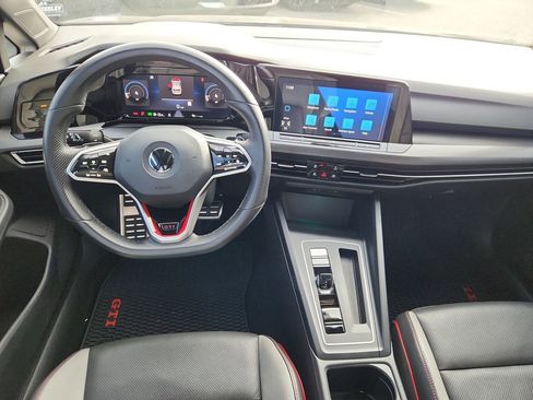 Used 2022 Volkswagen GTI SE image 9