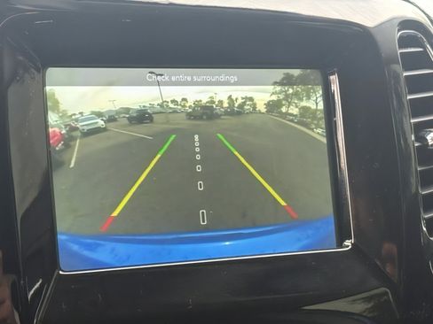 Used 2019 Jeep Compass Altitude image 20