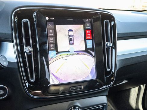 New 2026 Volvo XC40 B5 Ultra w/ Climate Package image 35