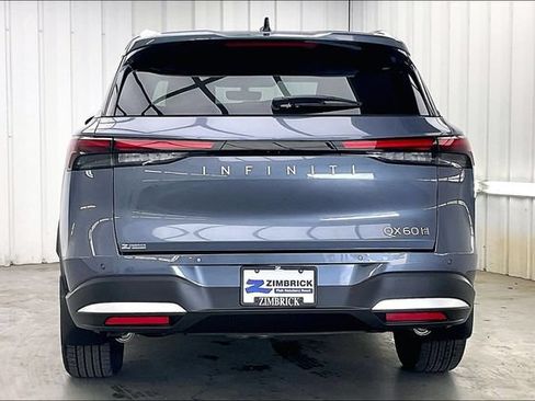 Certified 2026 INFINITI QX60 Luxe w/ Cargo Package AWD/4WD image 4