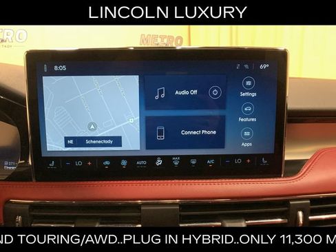 Used 2025 Lincoln Corsair Grand Touring w/ Towing Package AWD/4WD image 35