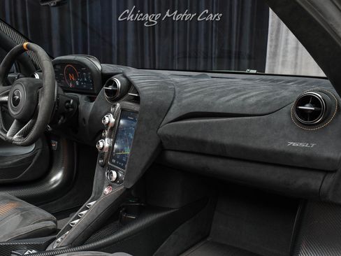 Used 2022 McLaren 765LT image 27