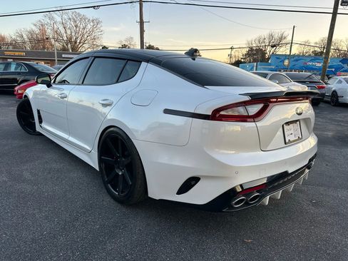 Used 2019 Kia Stinger GT2 image 5