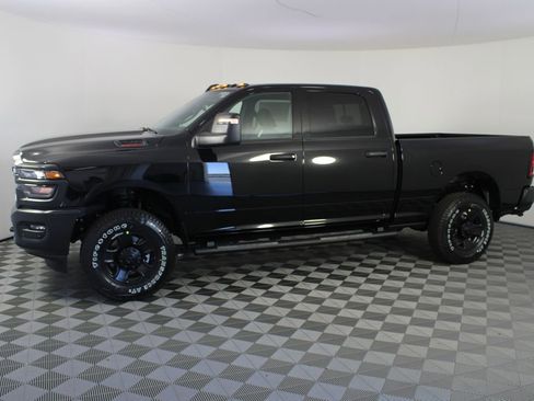 New 2026 RAM 2500 Tradesman AWD/4WD image 2