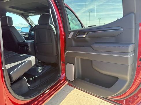 New 2026 GMC Sierra 1500 AT4X w/ LPO, Black Badging Package AWD/4WD image 44