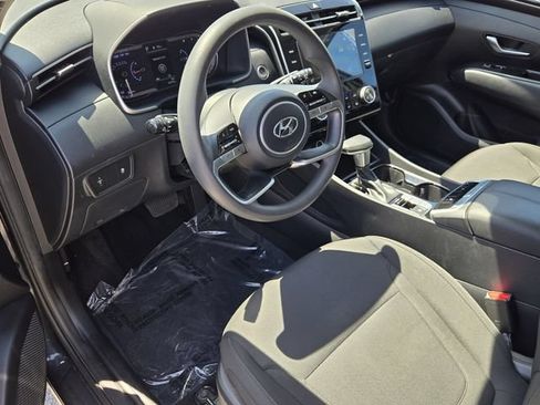 Used 2022 Hyundai Tucson SEL FWD image 11