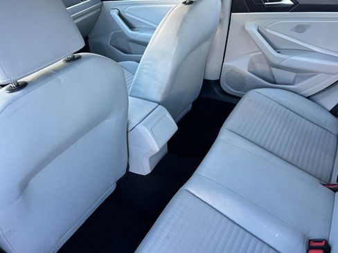 Used 2022 Volkswagen Jetta S image 12