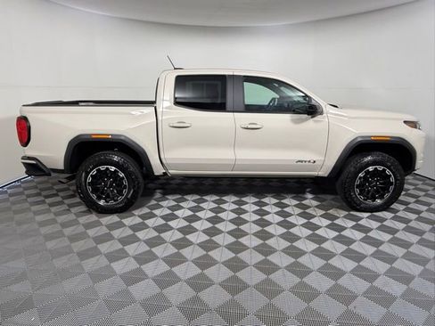 Used 2026 GMC Canyon AT4 image 12