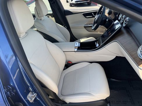 Used 2025 Mercedes-Benz C 300 Sedan image 6