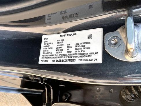 Used 2021 Tesla Model 3 Performance image 35