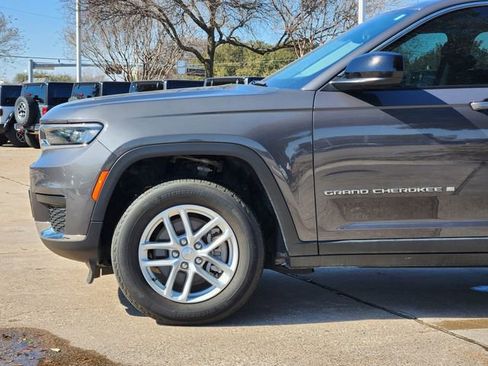 Certified 2024 Jeep Grand Cherokee L Laredo image 9