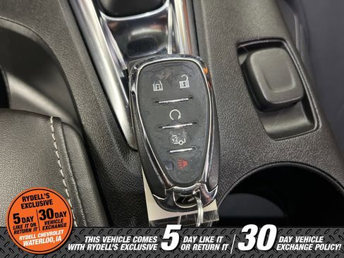 Certified 2021 Chevrolet Camaro LT w/ RS Package image 39