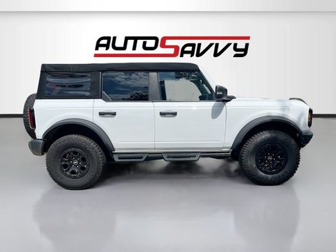 Used 2024 Ford Bronco Wildtrak AWD/4WD image 8