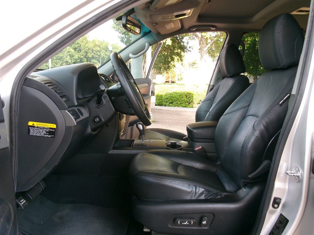 Used 2009 Kia Borrego EX w/ Premium Pkg RWD image 10