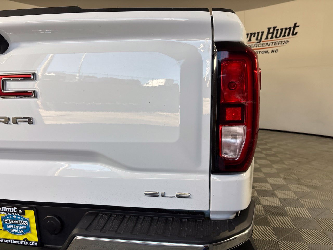 Used 2023 GMC Sierra 1500 SLE AWD/4WD image 30