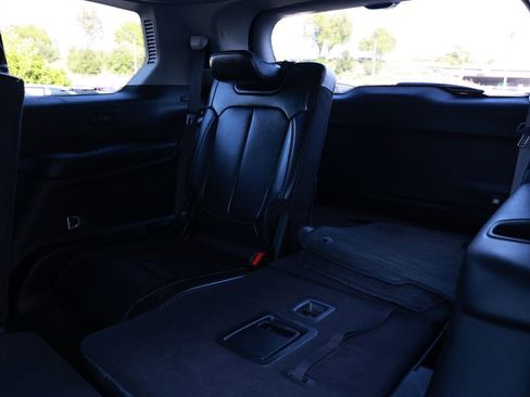 Used 2022 Jeep Grand Cherokee L Limited w/ Luxury Tech Group II RWD image 34