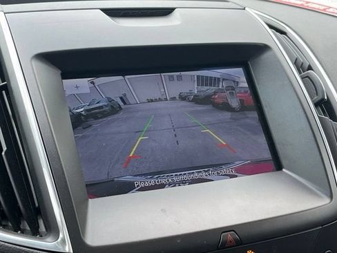 Used 2020 Ford Edge Titanium AWD/4WD image 25