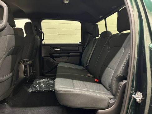 New 2026 RAM 1500 Express AWD/4WD image 8