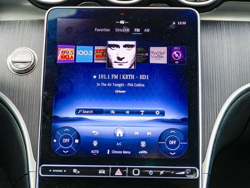 Used 2025 Mercedes-Benz C 300 4MATIC Sedan image 14