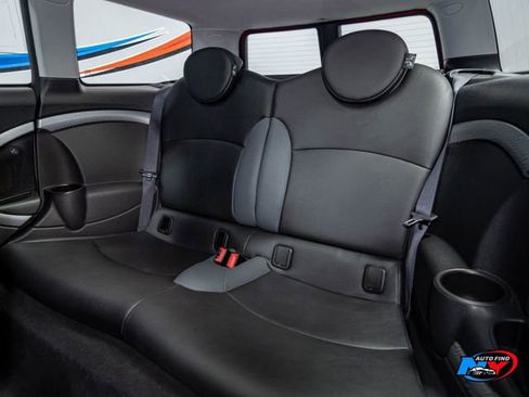 Used 2010 MINI Cooper Clubman S image 17