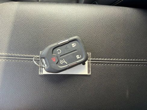 Used 2021 GMC Terrain SLT FWD image 33