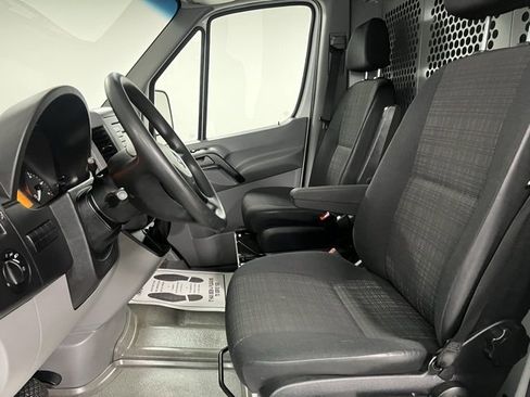 Used 2014 Mercedes-Benz Sprinter 144 Cargo image 24