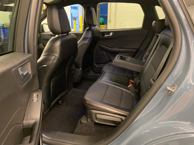 Used 2024 Ford Escape ST-Line w/ Tech Pack #1 AWD/4WD image 27