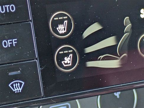 Used 2025 Genesis G70 2.5T w/ Sport Prestige Package image 22