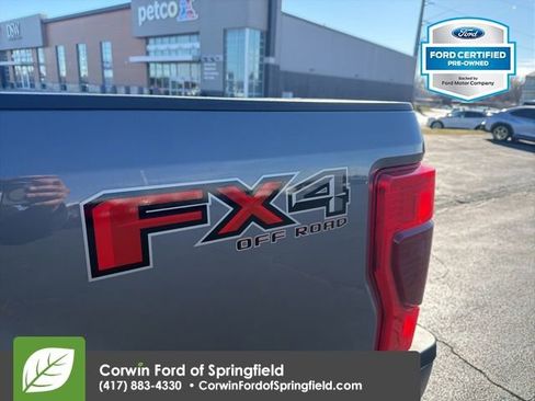 Used 2021 Ford F250 Platinum w/ FX4 Off-Road Package image 10