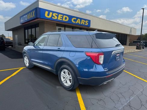 Used 2023 Ford Explorer XLT w/ Equipment Group 202A AWD/4WD image 7