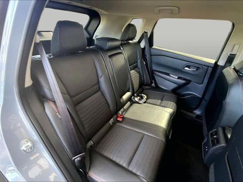 Certified 2025 Nissan Rogue SV AWD/4WD image 20