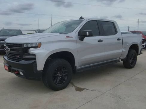 Used 2022 Chevrolet Silverado 1500 LT Trail Boss w/ Safety Package AWD/4WD image 4
