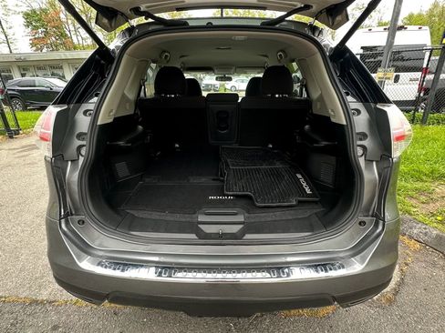 Used 2016 Nissan Rogue SV w/ SV Premium Package AWD/4WD image 9