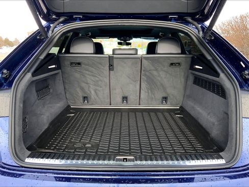 Used 2019 Audi Q8 Premium Plus image 34