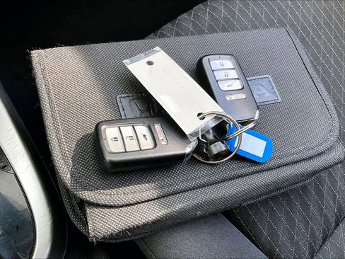 Used 2020 Honda Fit EX image 13