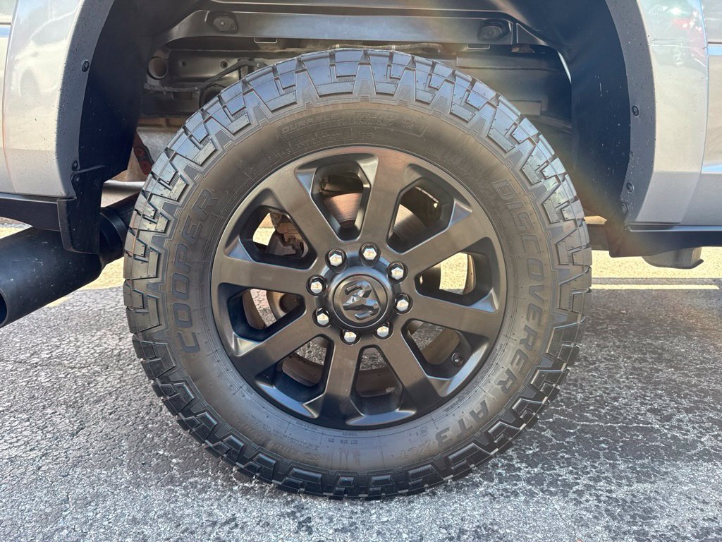 Used 2020 RAM 2500 Laramie w/ Night Edition AWD/4WD image 13