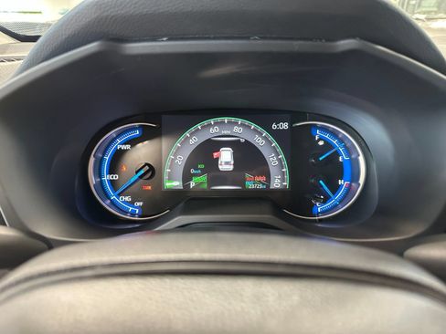 Used 2025 Toyota RAV4 LE AWD/4WD image 21