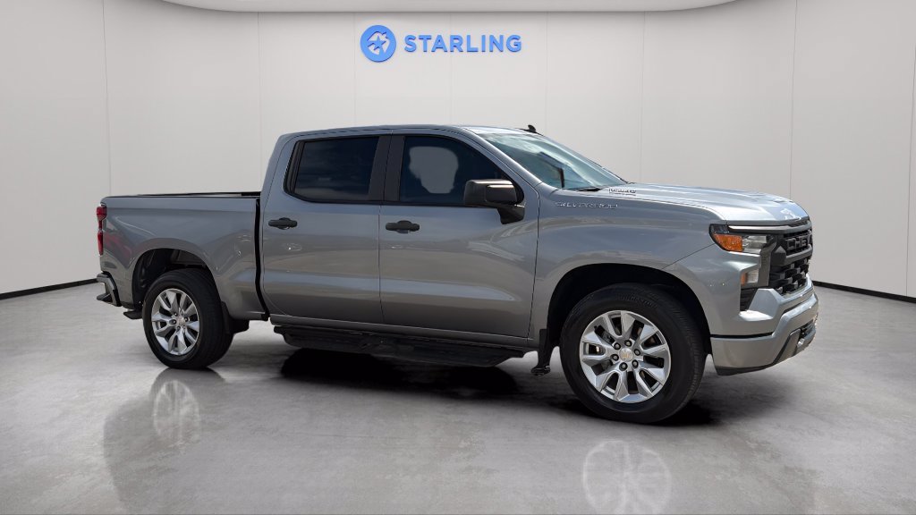 Certified 2025 Chevrolet Silverado 1500 Custom RWD image 12