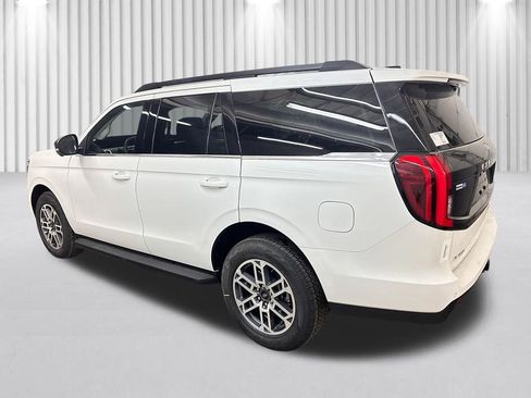 New 2026 Ford Expedition Active AWD/4WD image 7