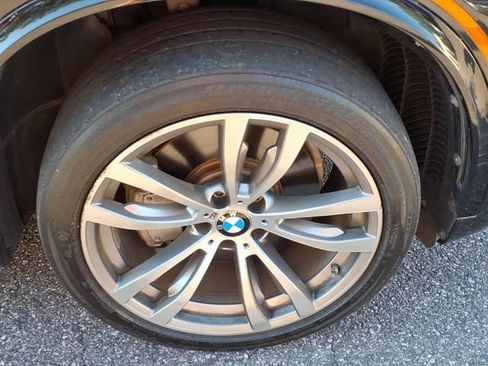 Used 2017 BMW X5 xDrive50i AWD/4WD image 10