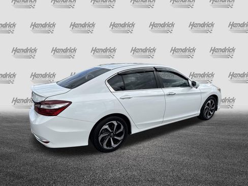 Used 2016 Honda Accord EX-L image 10