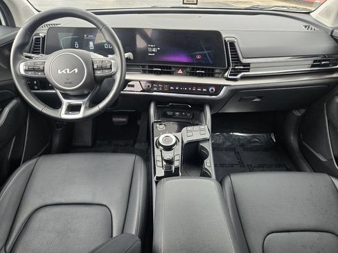 Used 2025 Kia Sportage EX AWD/4WD image 12